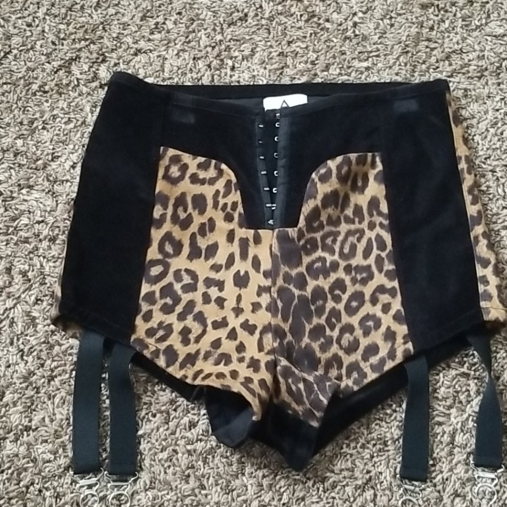 UNIF leopard garter hot pants shorts